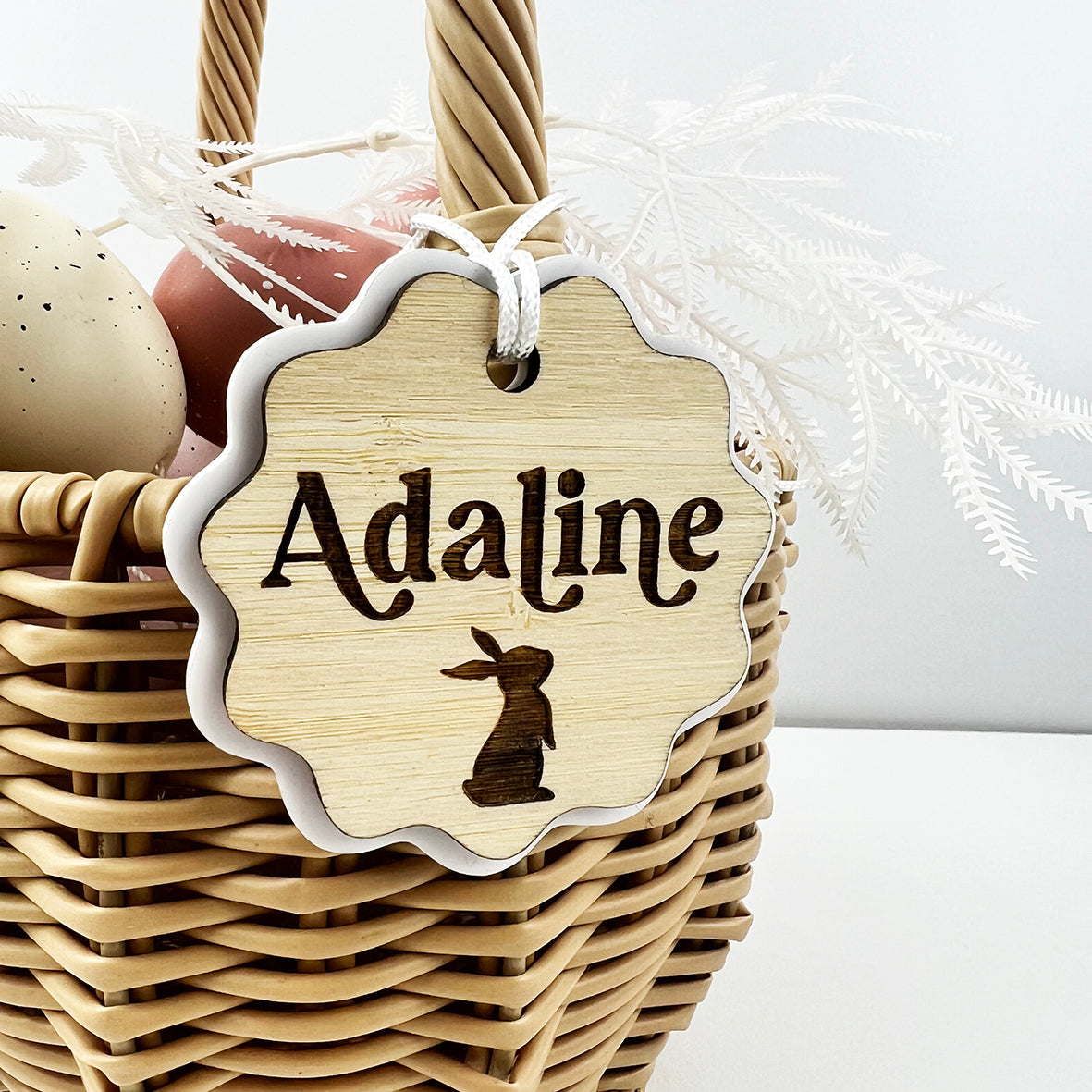 Double Scalloped Easter Name Tags