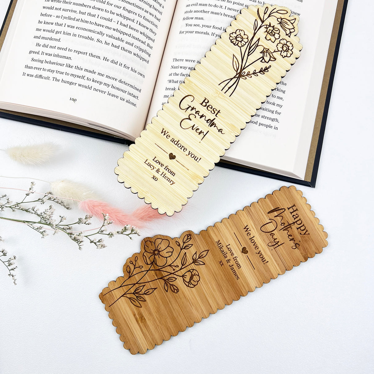 Scalloped Floral Personalised Bookmark (2 designs)