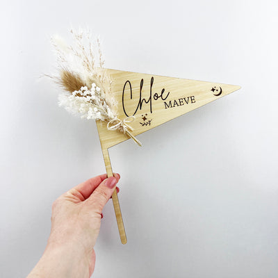 Dried Flower Bouquet Name Flag