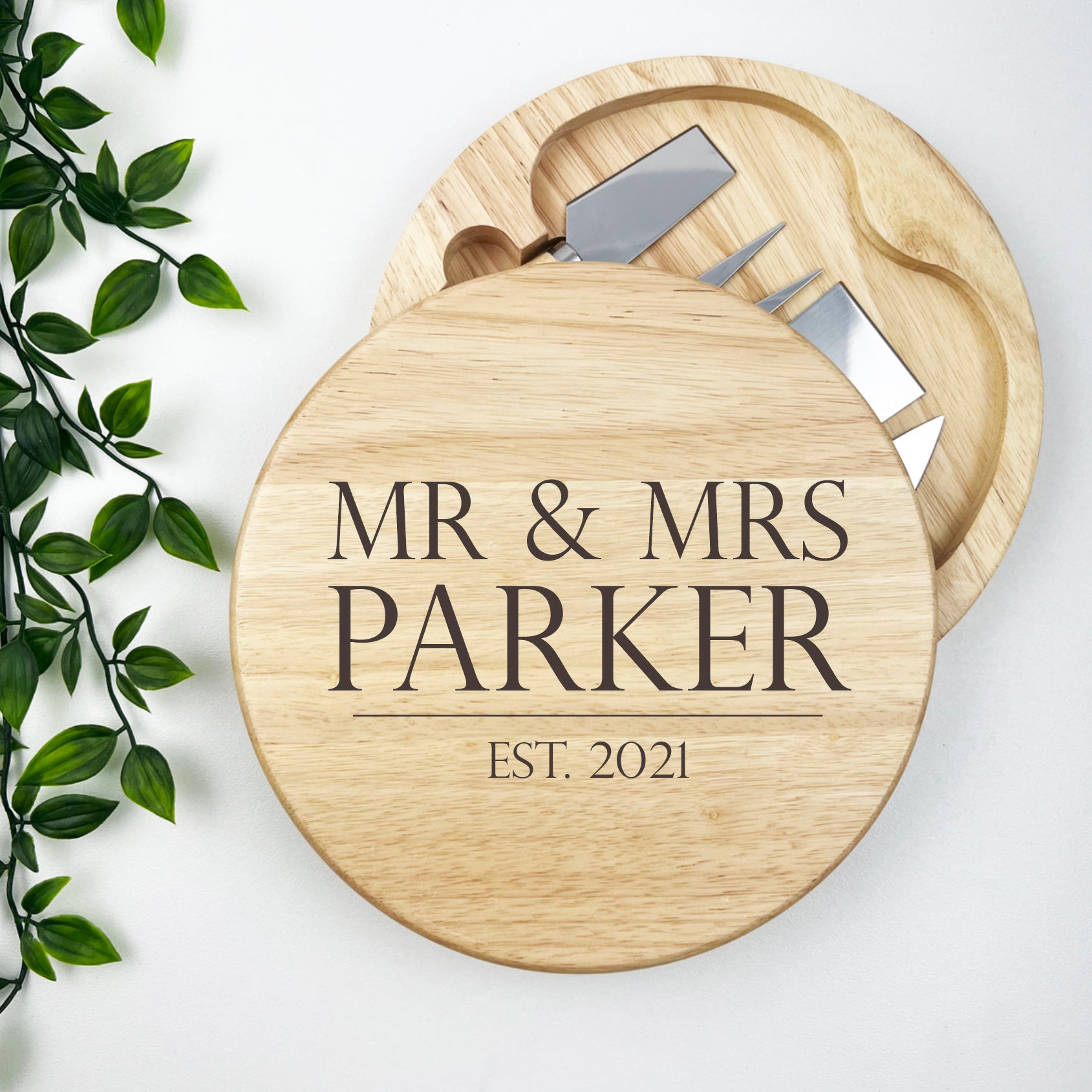 Mr & Mrs Personalised Cheeseboard Set